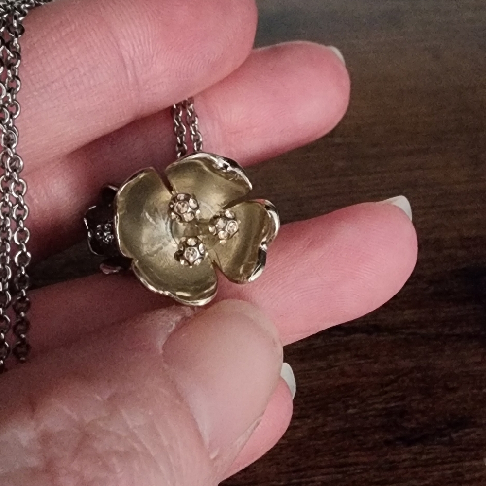 Coach Tea Rose Necklace (RARE) - Picture 5 of 7